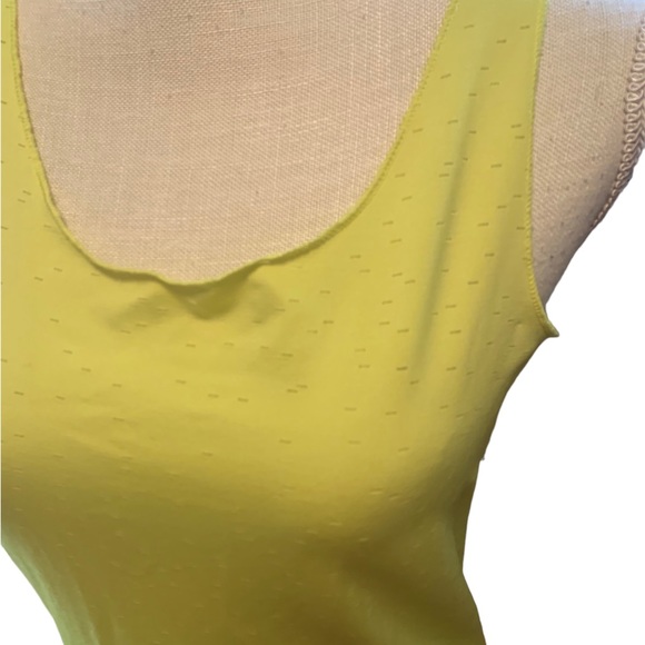 Exercise tank - Picture 4 of 4